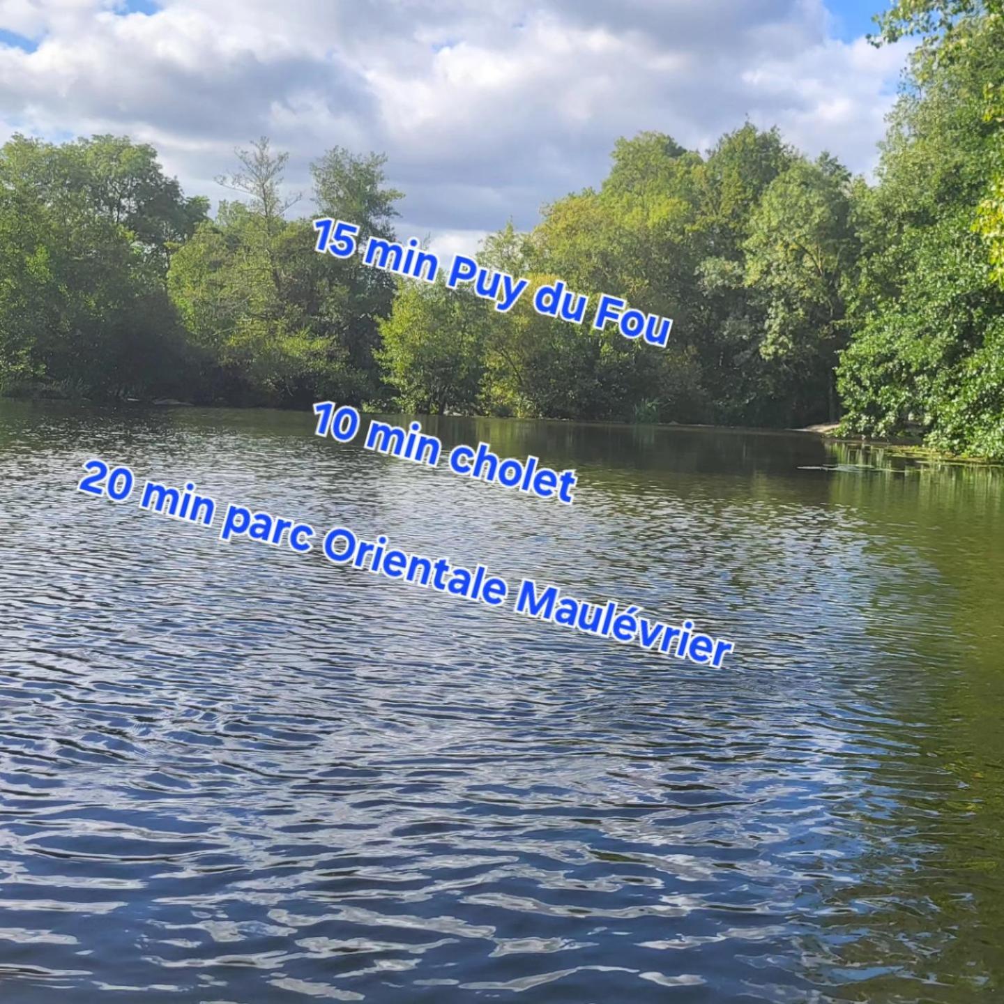 Mortagne-sur-Sevre Chez Nirina Proche Puys Dufouヴィラ エクステリア 写真